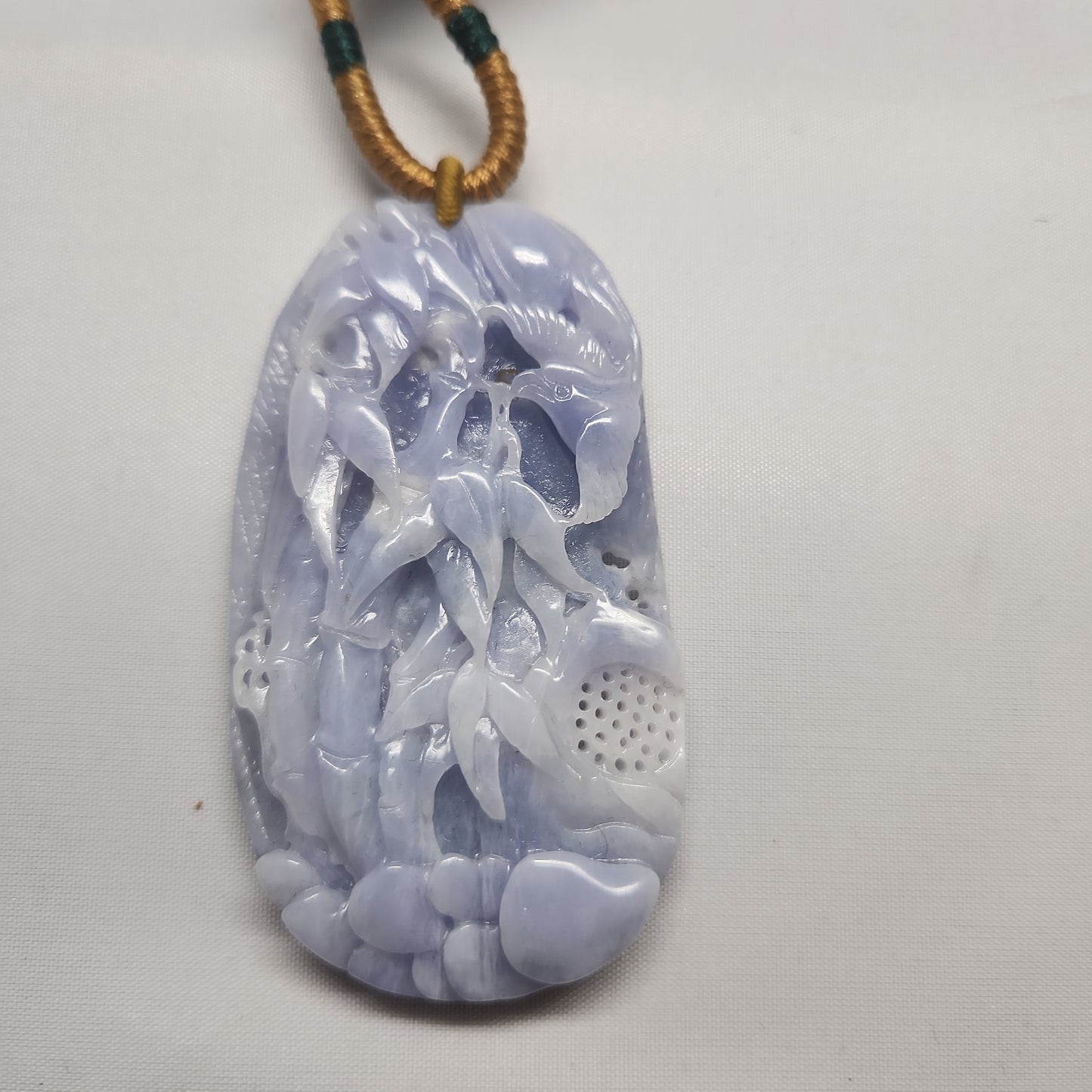 Natural Untreated Grade A Flower Lavender 翡翠 Fei cuiJadeite Jade Flower Bird Donut Pendant