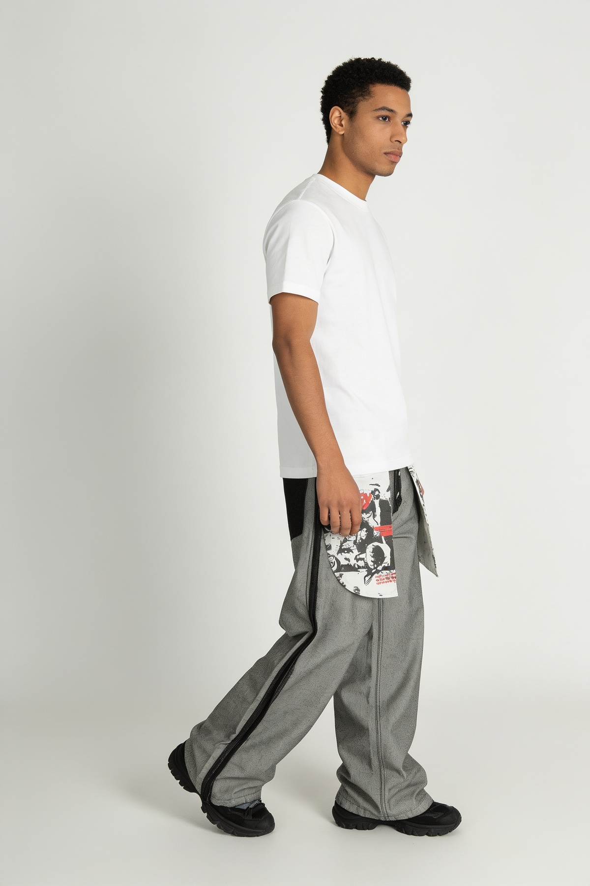 Vintage Graphic Contrast Wide-Leg Jeans